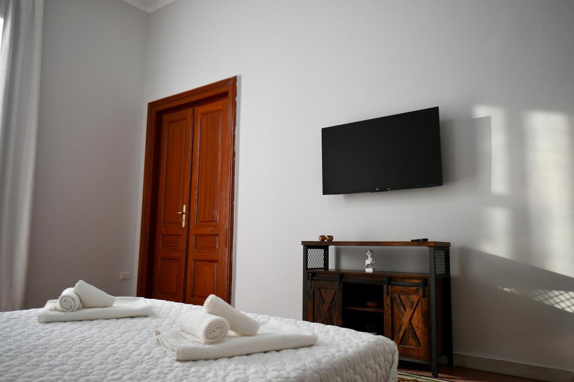 Residenza Vecchia Napoli 60 Apartment Bagian luar foto
