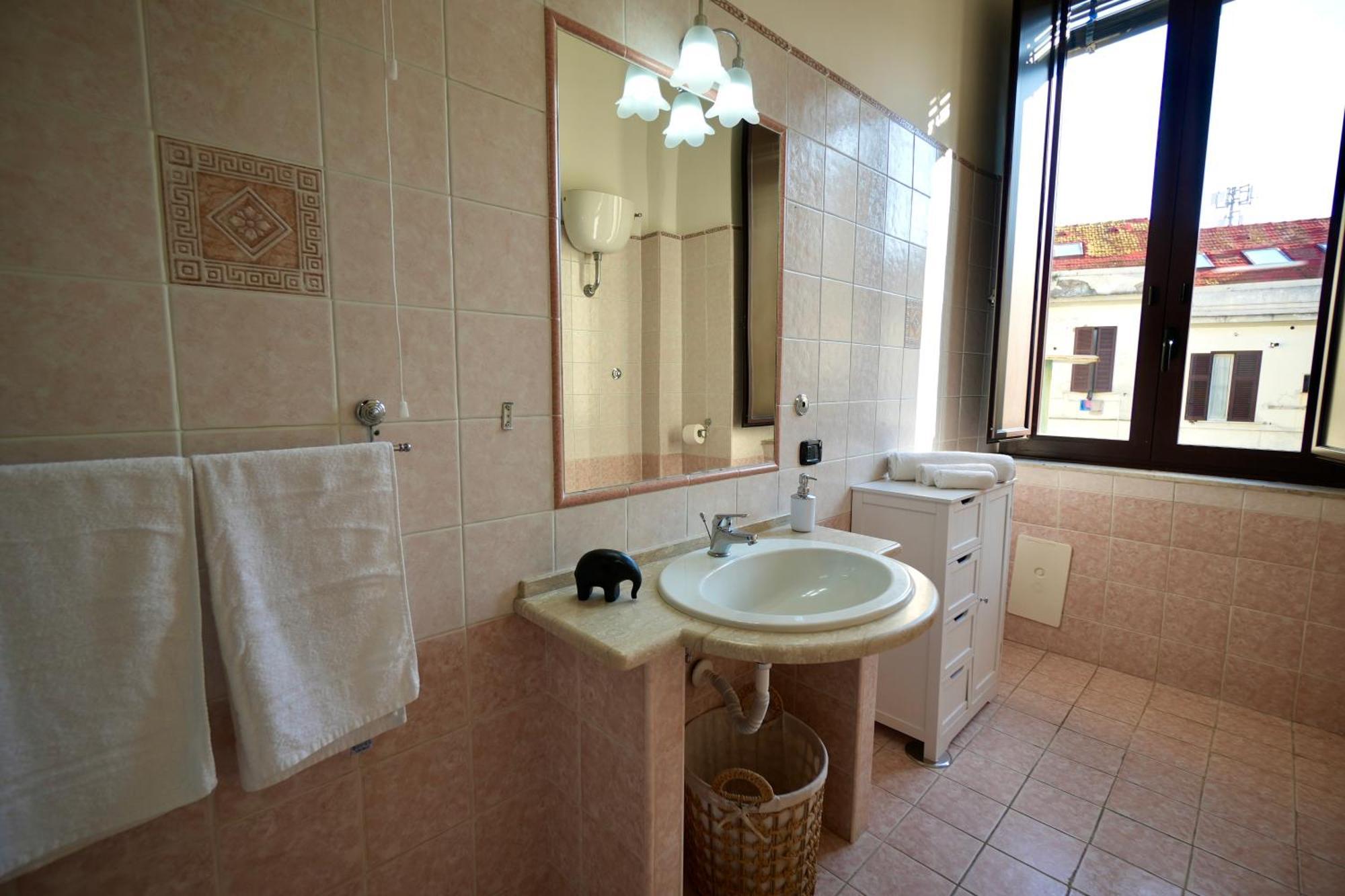 Residenza Vecchia Napoli 60 Apartment Bagian luar foto