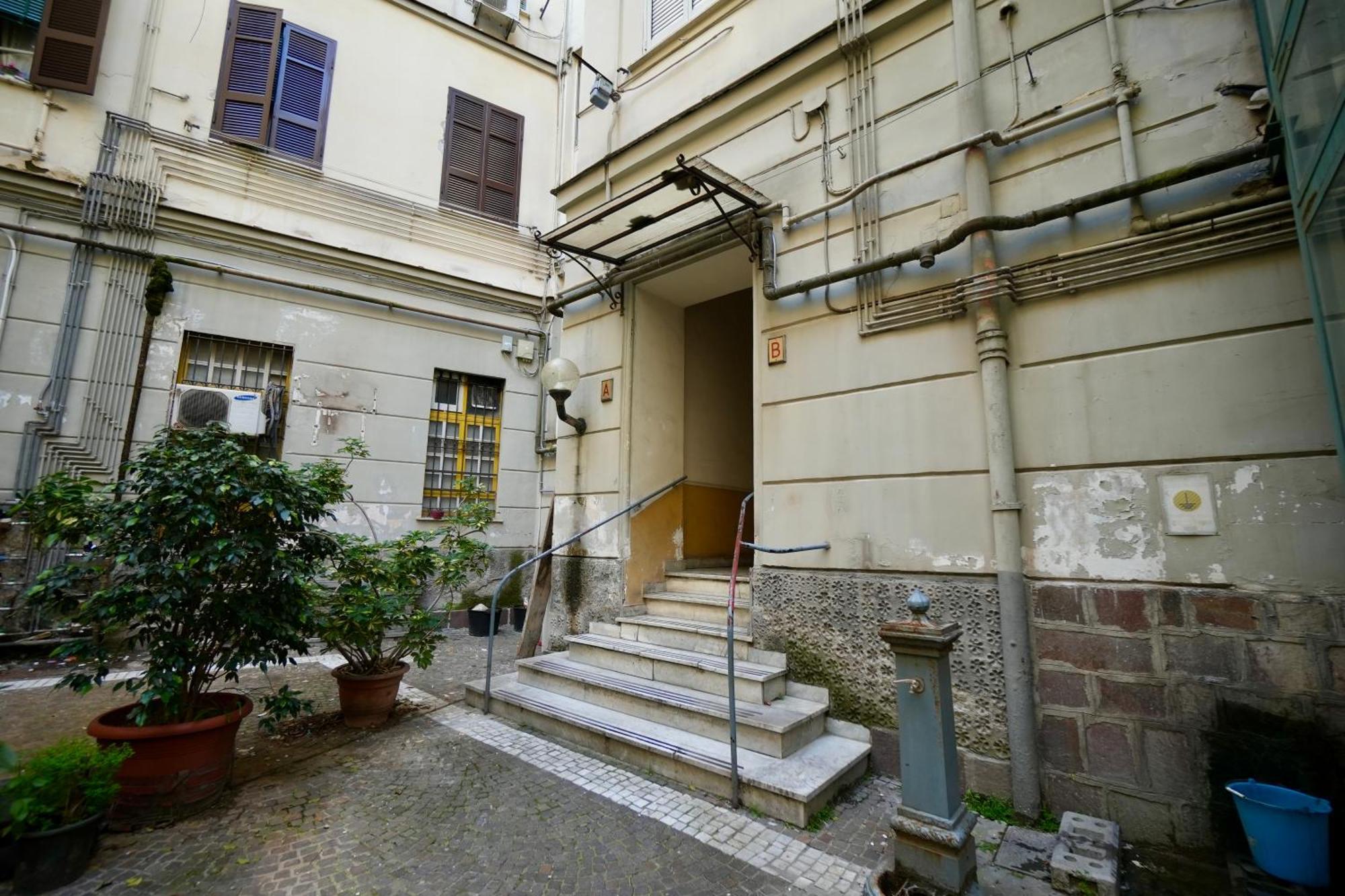 Residenza Vecchia Napoli 60 Apartment Bagian luar foto